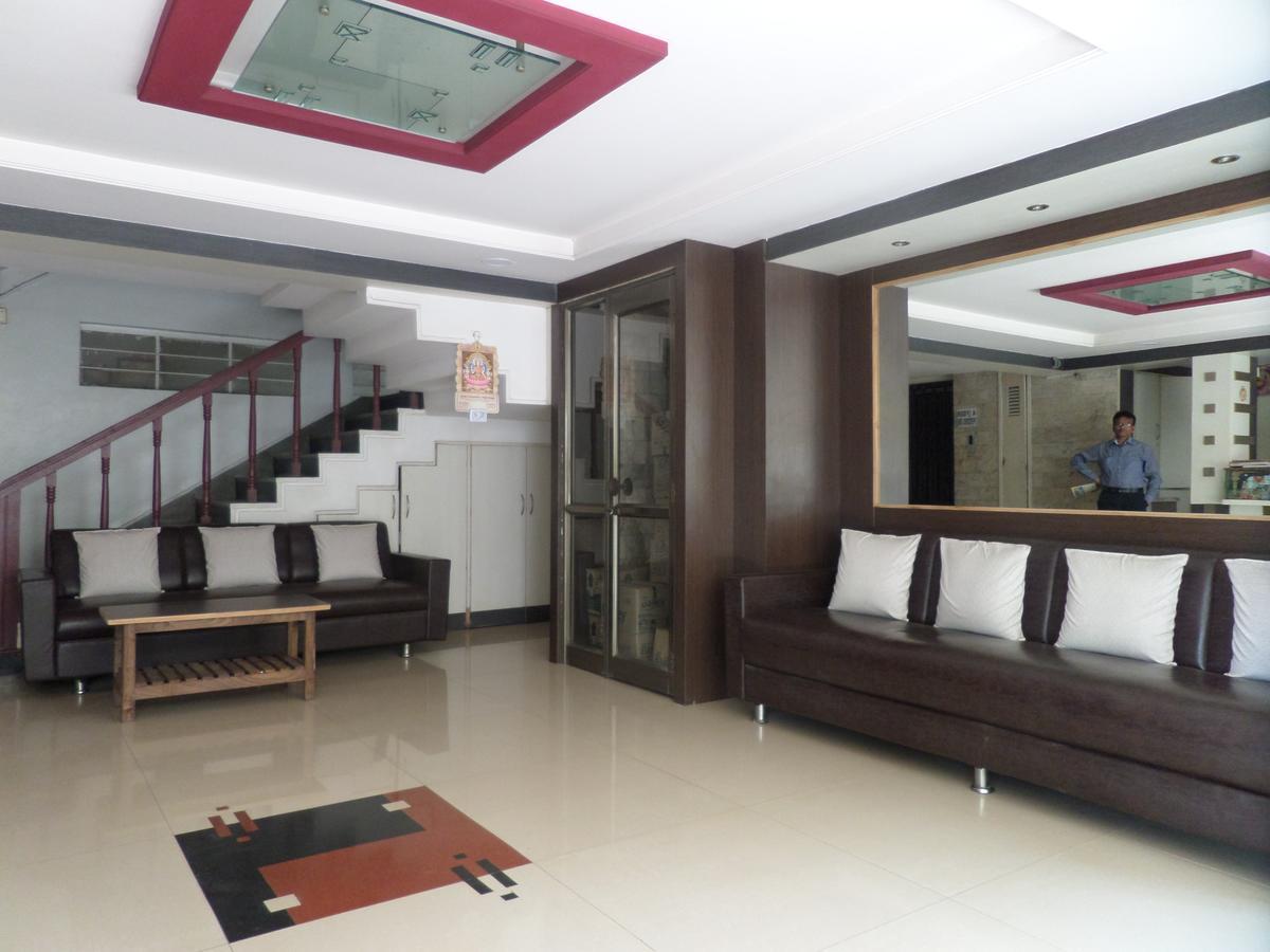 Hotel Sadanand Sāngli Dış mekan fotoğraf